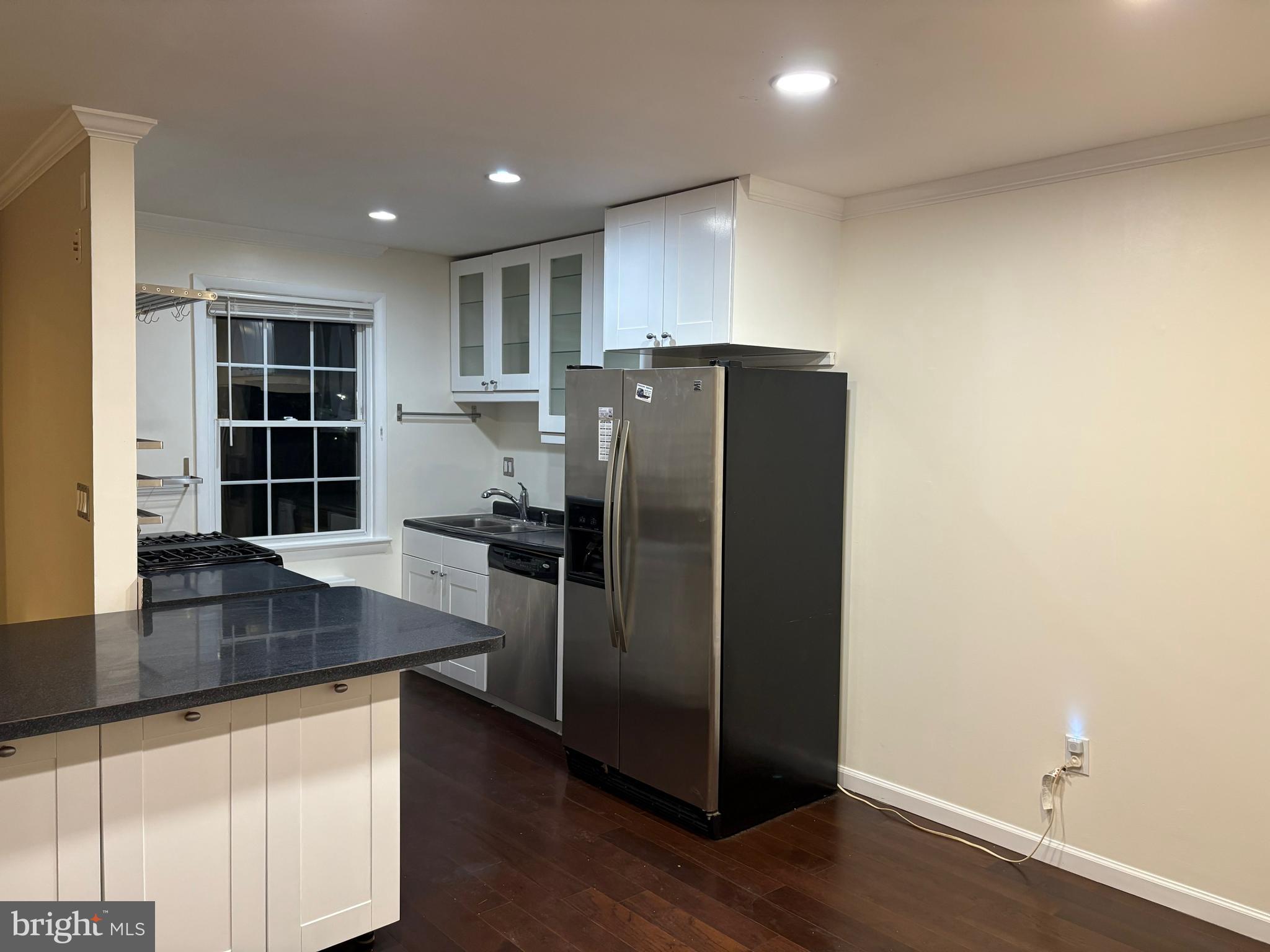 163 TALBOTT STREET 163