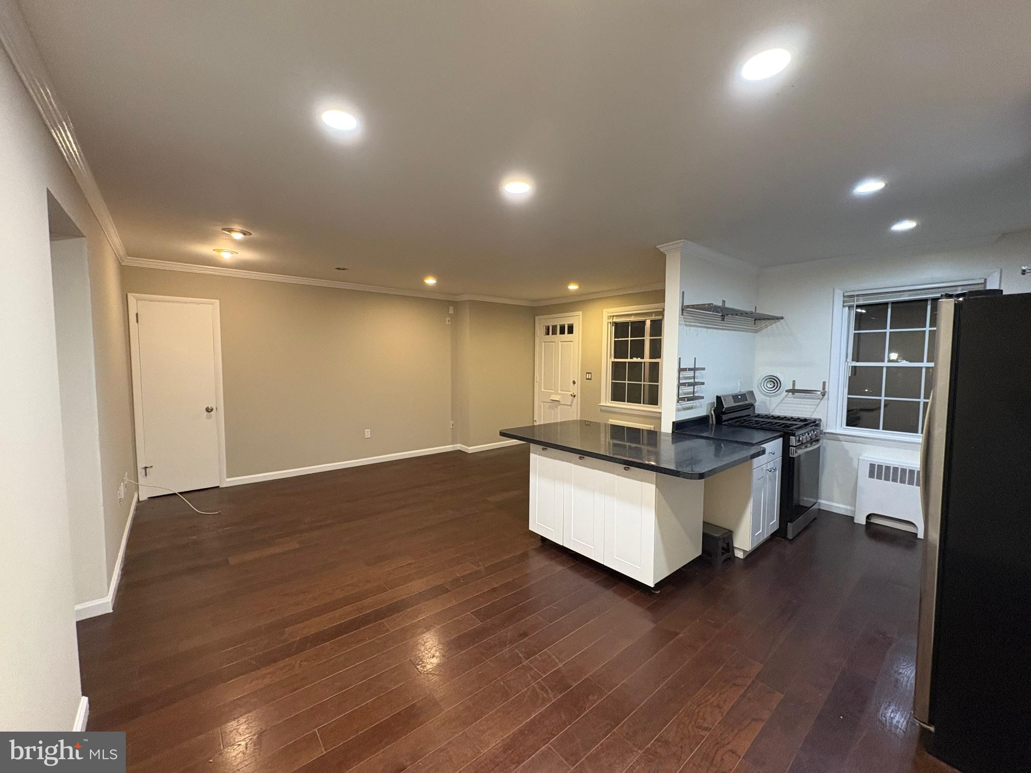163 TALBOTT STREET 163