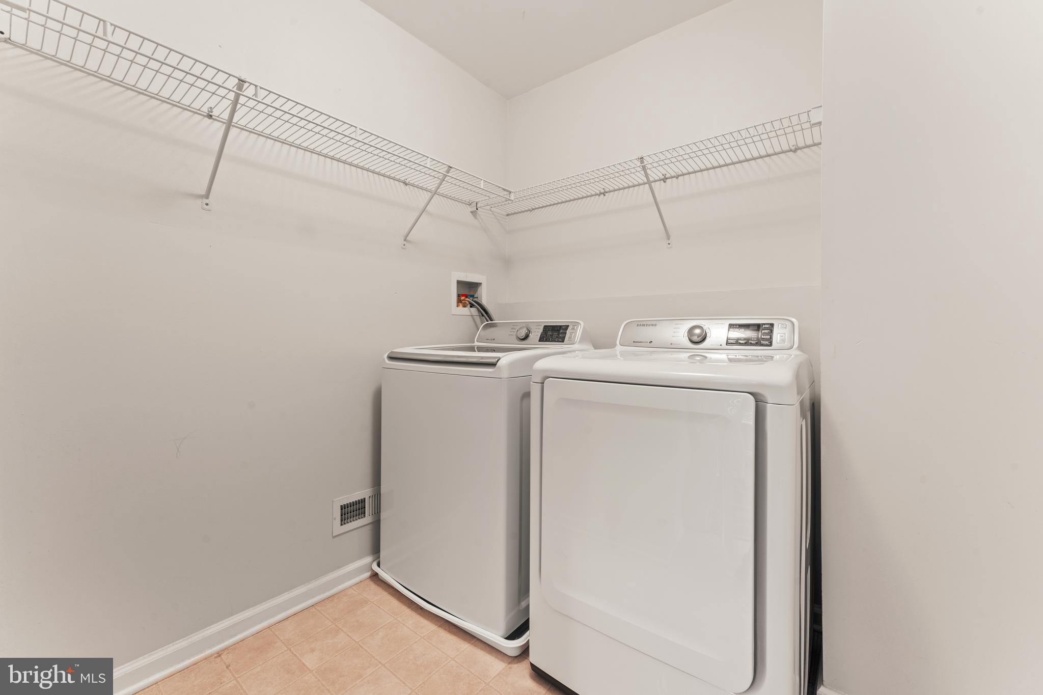 WALNUT RIDGE - Residential