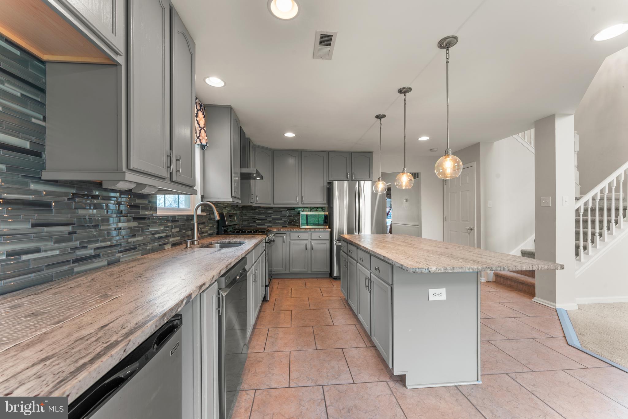 WALNUT RIDGE - Residential