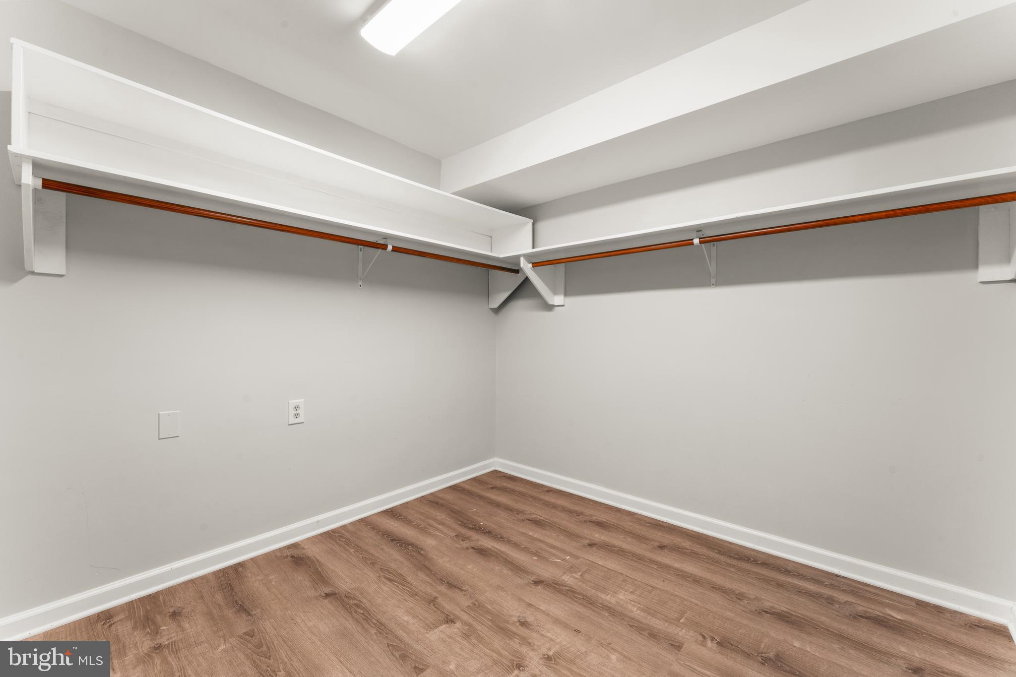 WALNUT RIDGE - Residential