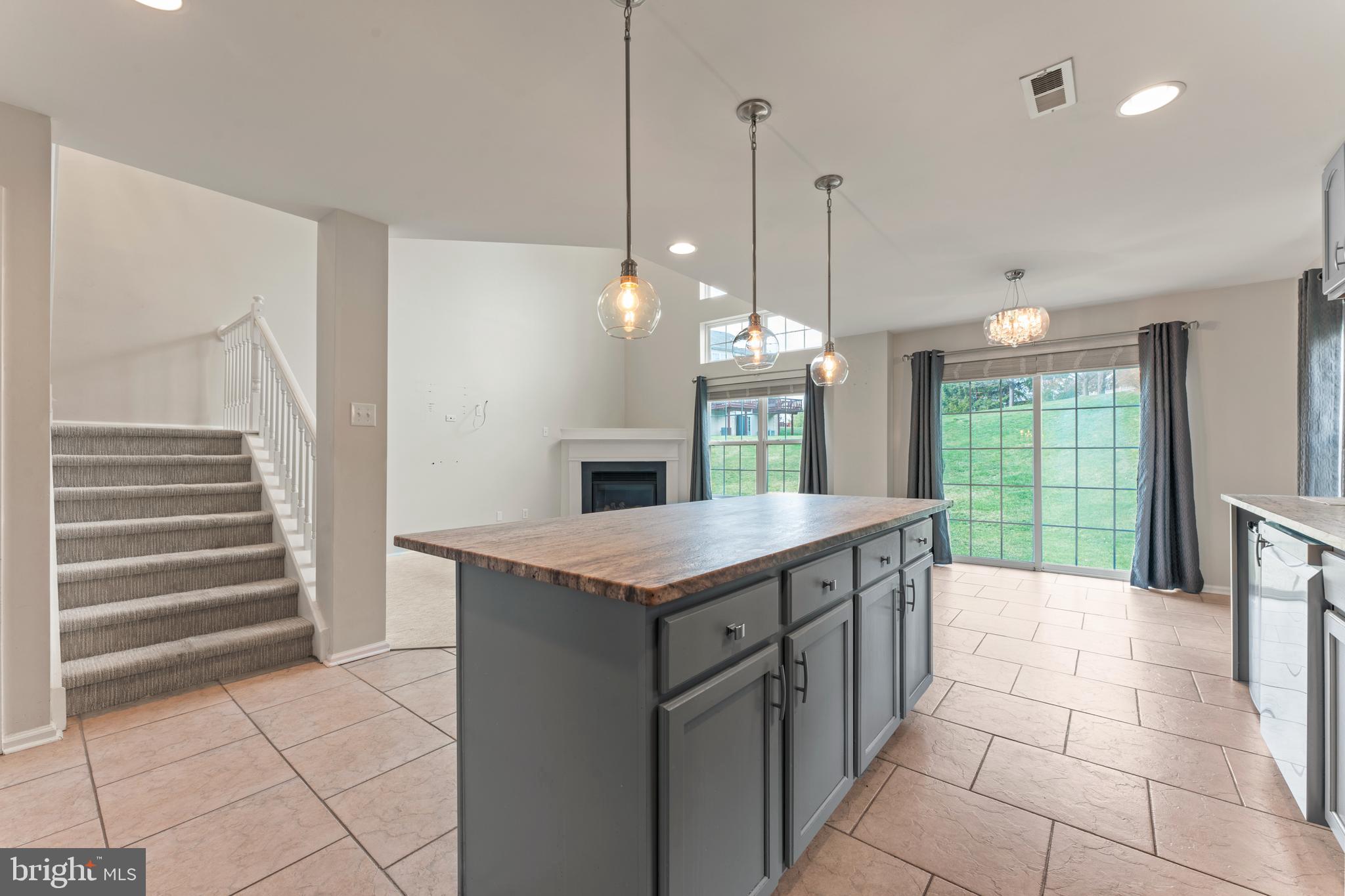 WALNUT RIDGE - Residential