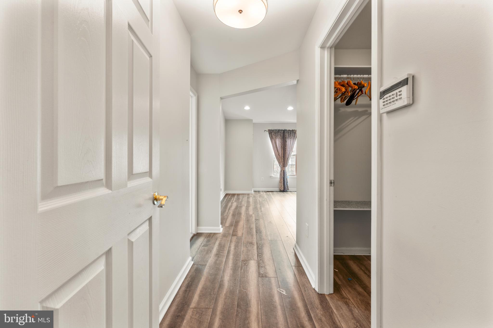 WALNUT RIDGE - Residential