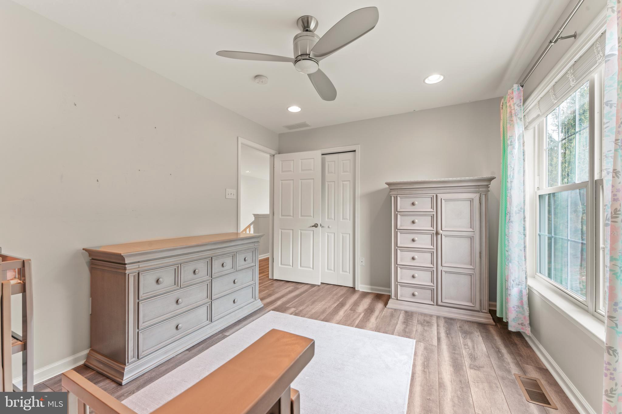 WALNUT RIDGE - Residential