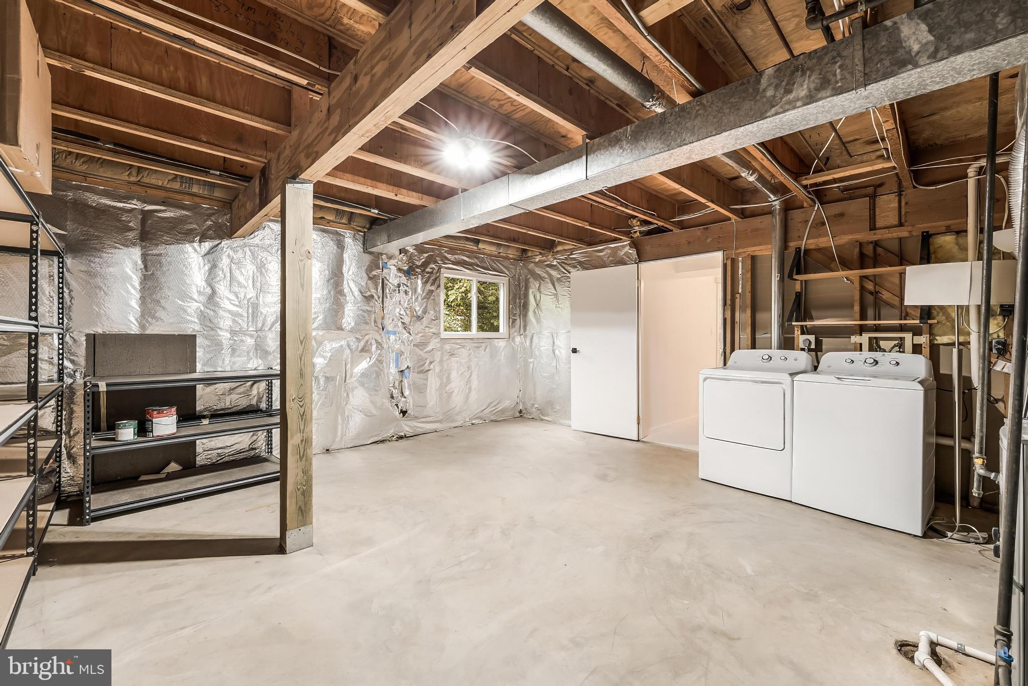 RESTON - Residential Lease