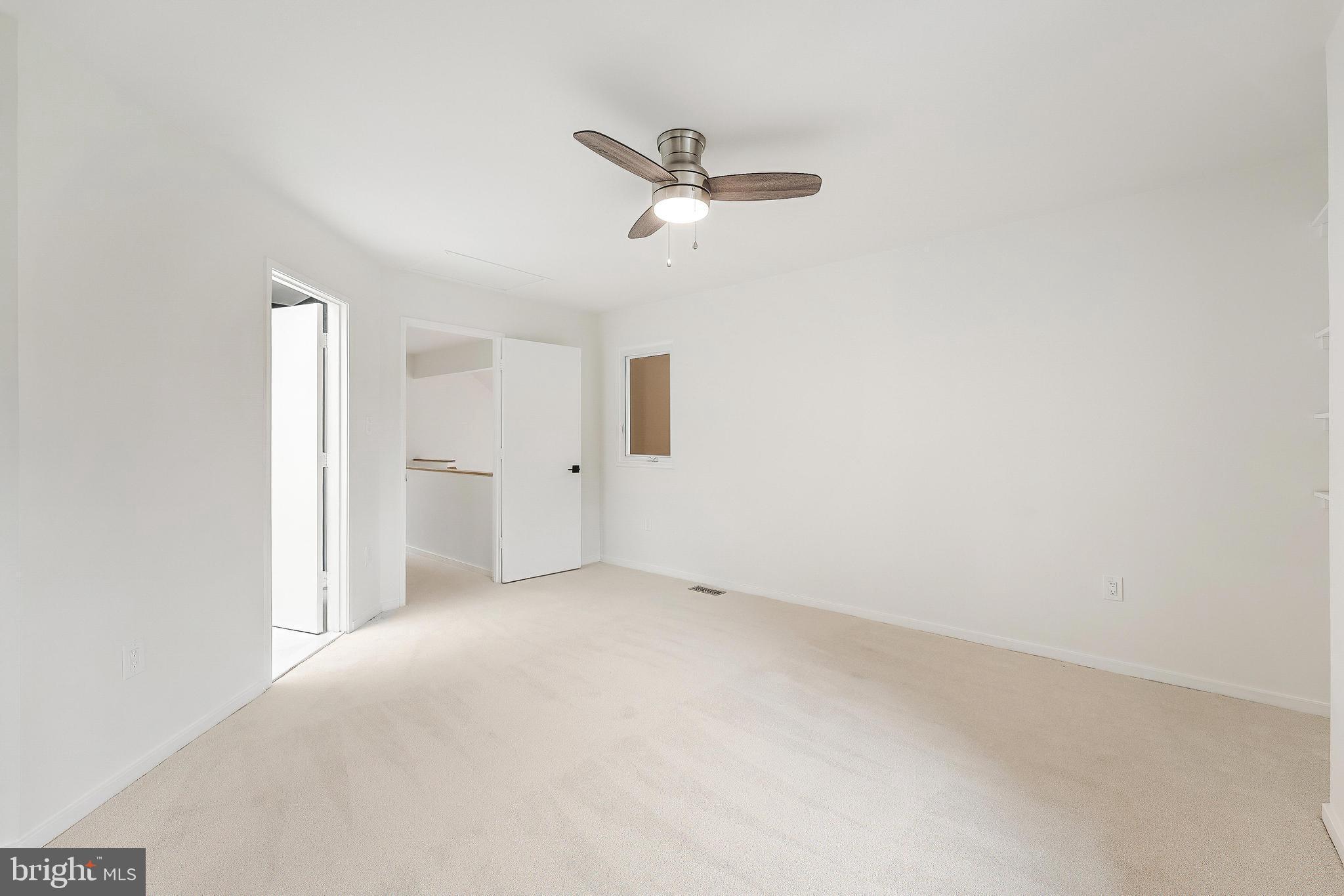 RESTON - Residential Lease