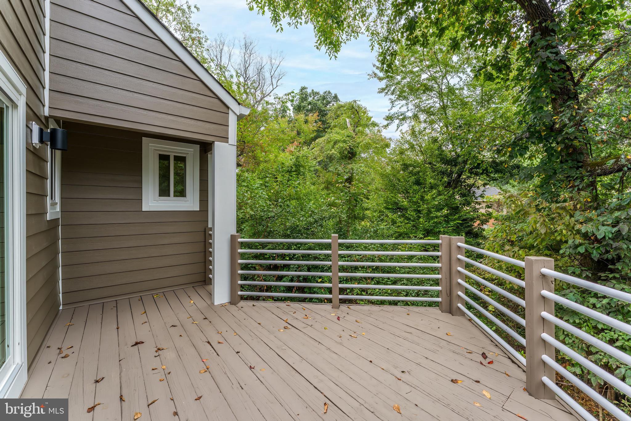 RESTON - Residential Lease