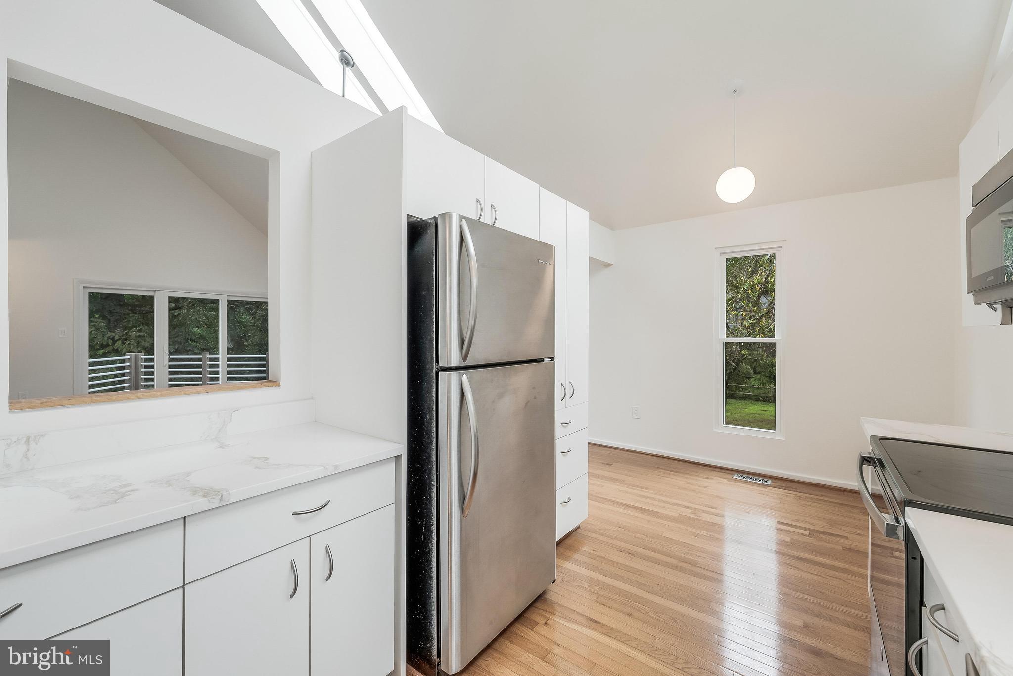 RESTON - Residential Lease