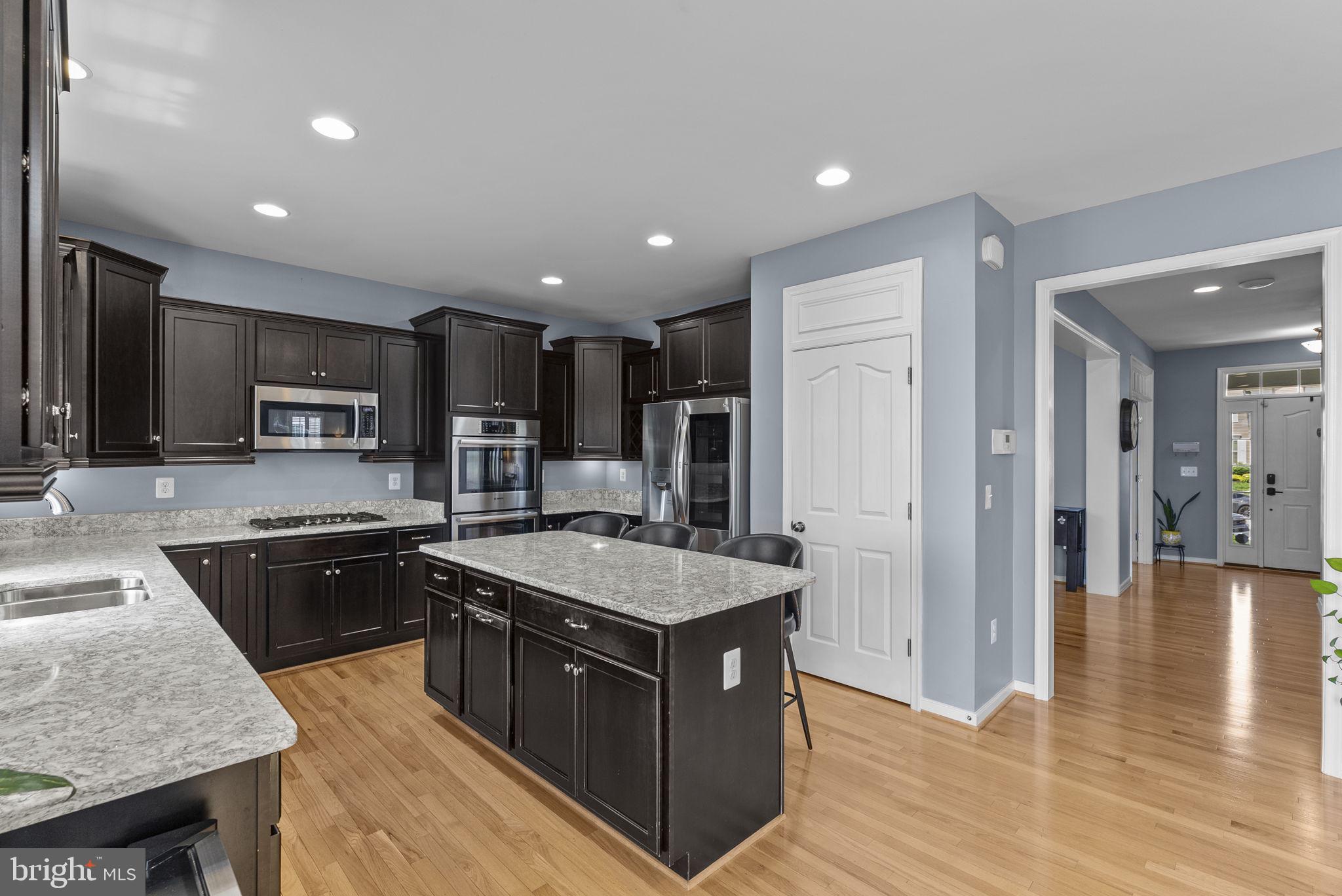 1705 MAGNOLIA CIRCLE
