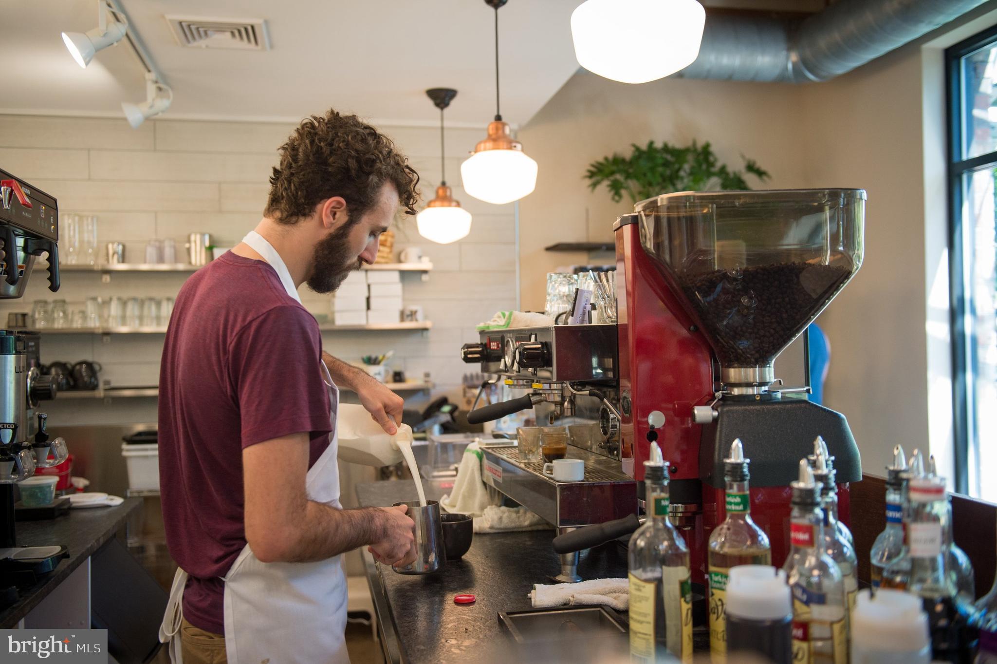 EAST FALLS - Residential