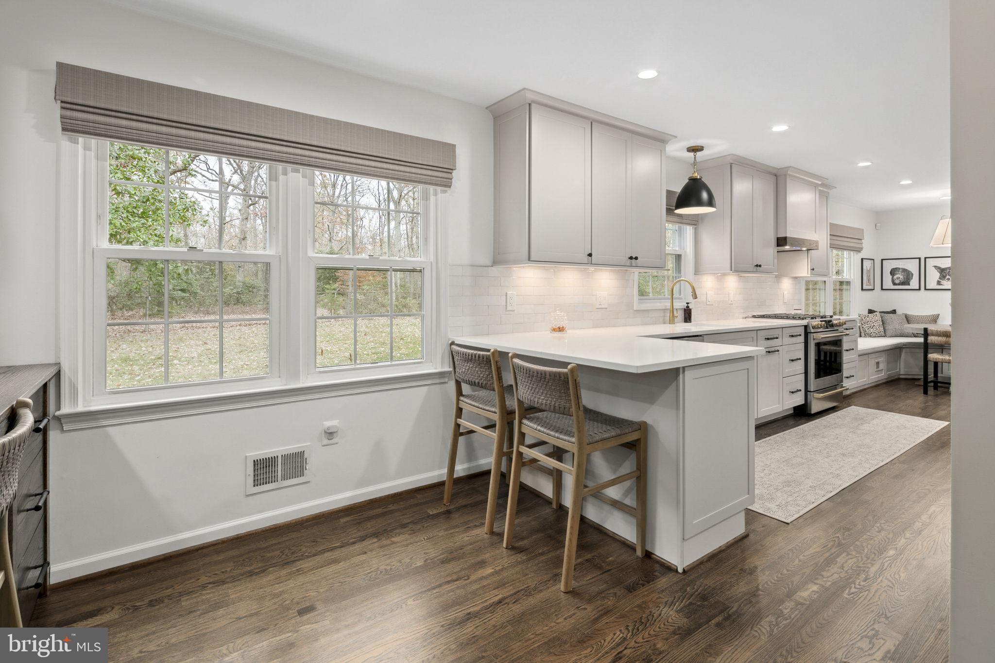 RIVERWOOD - Residential