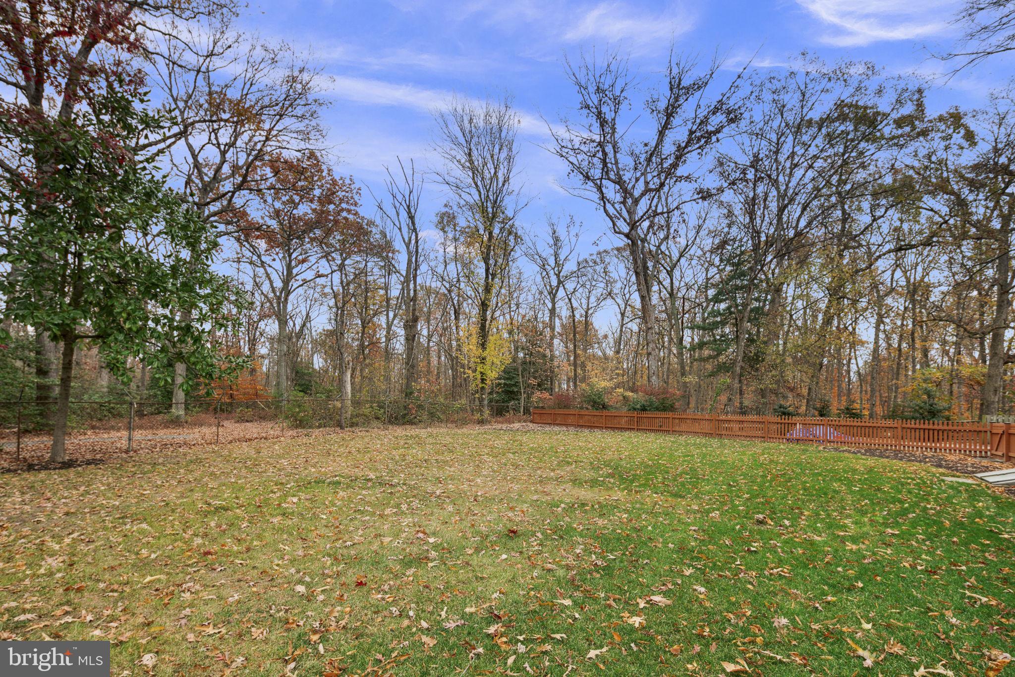 RIVERWOOD - Residential