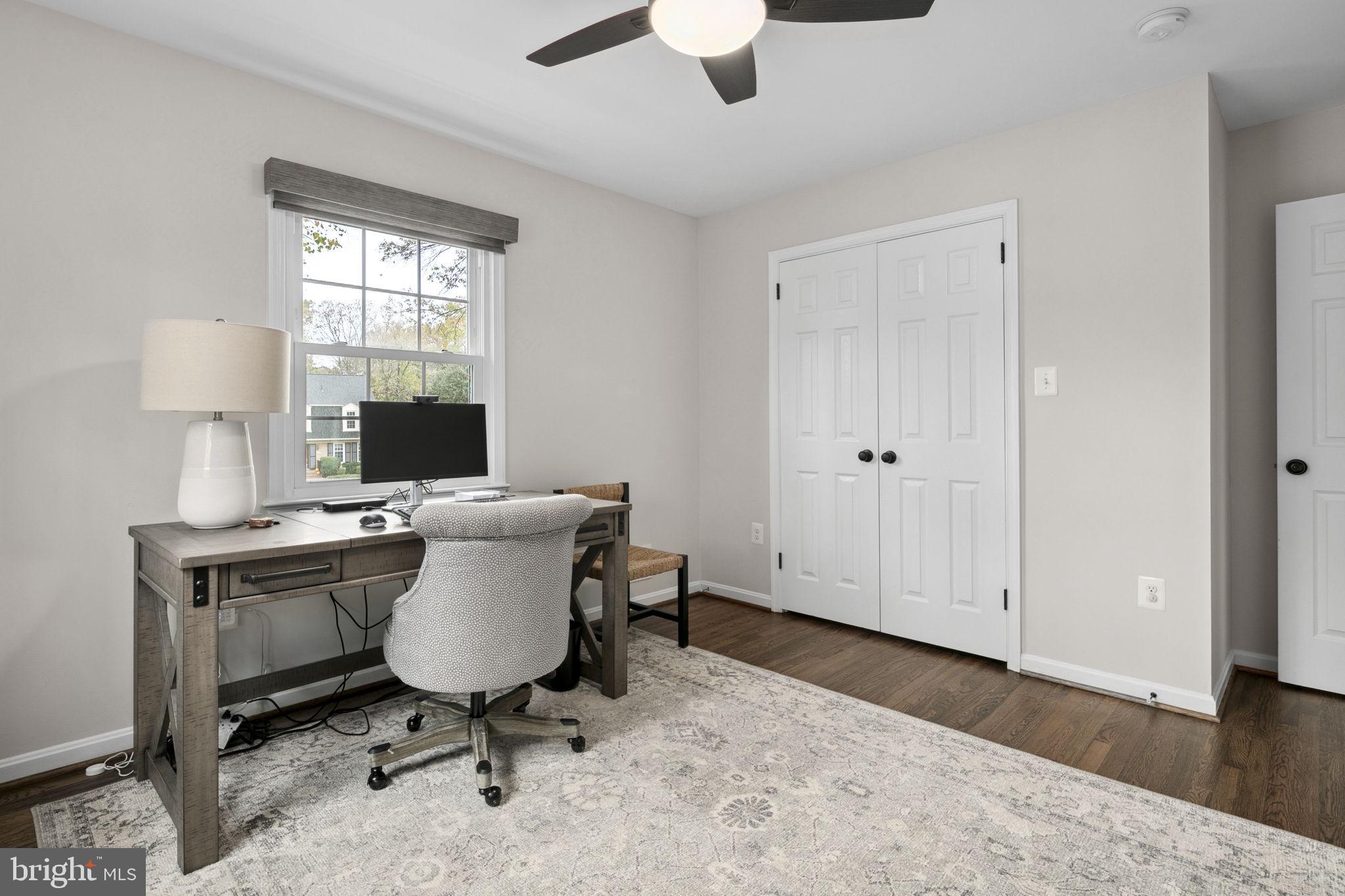 RIVERWOOD - Residential