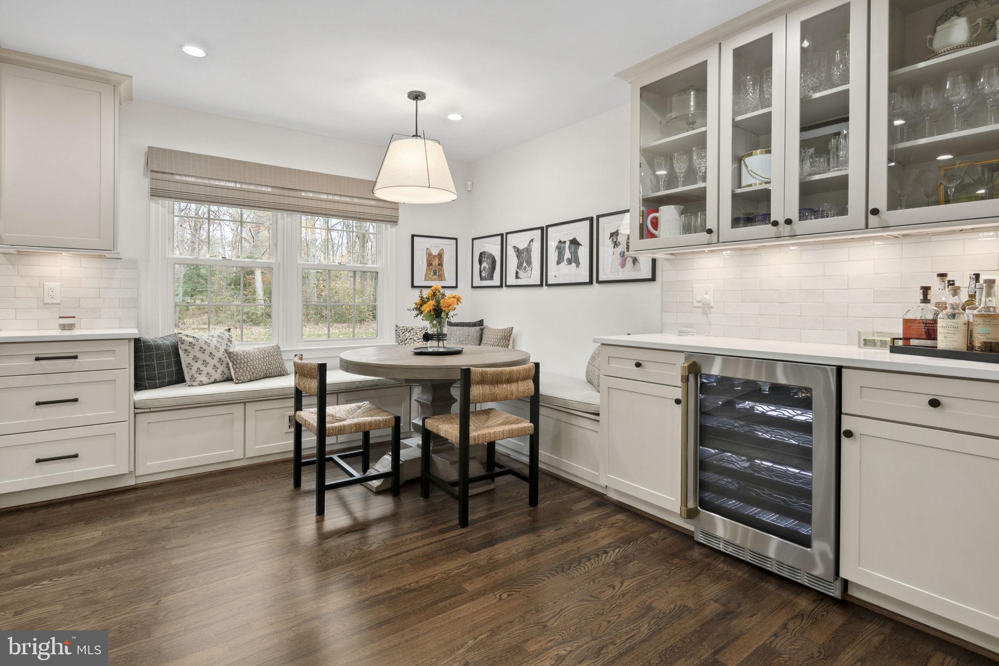 RIVERWOOD - Residential