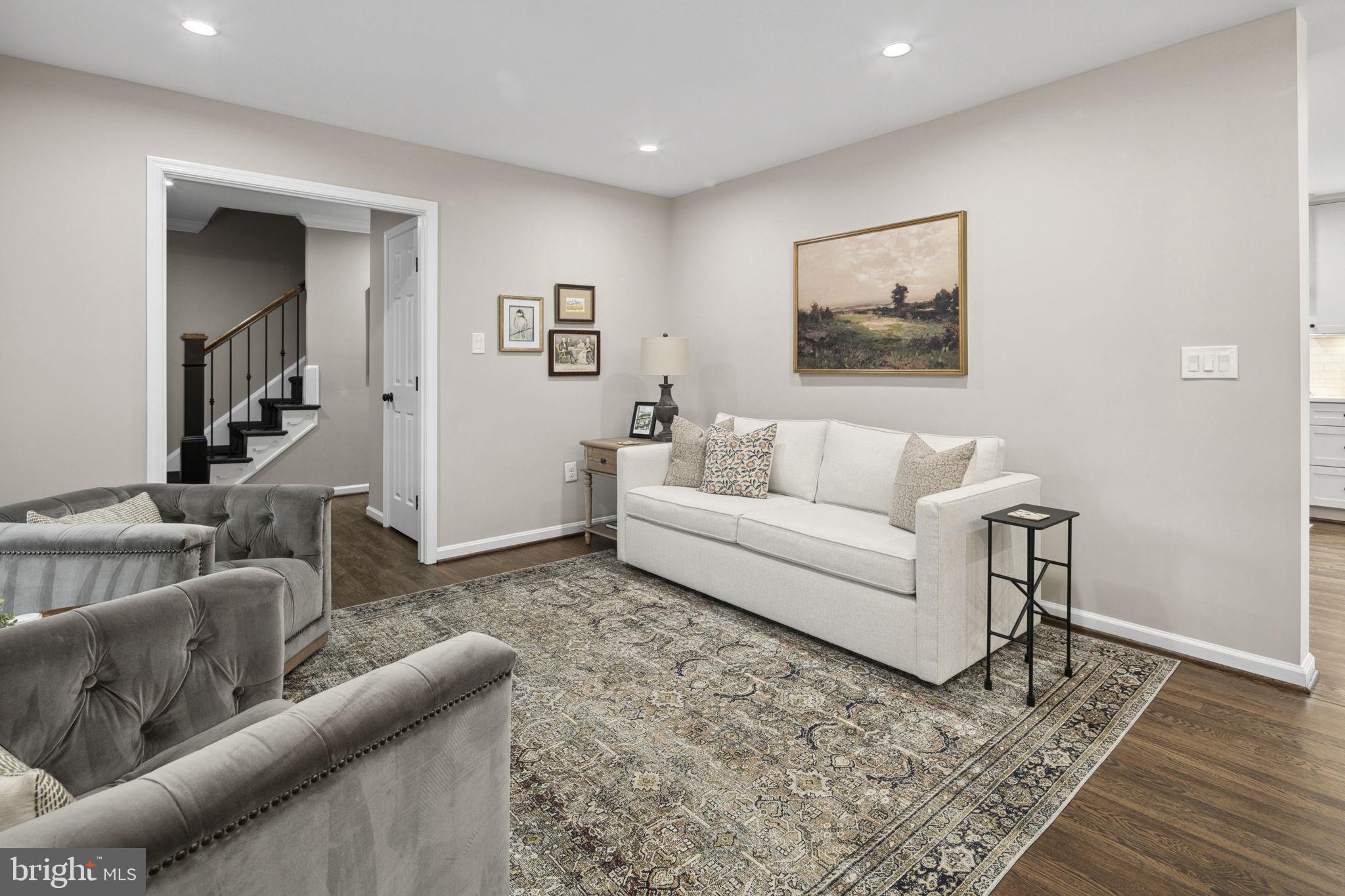 RIVERWOOD - Residential