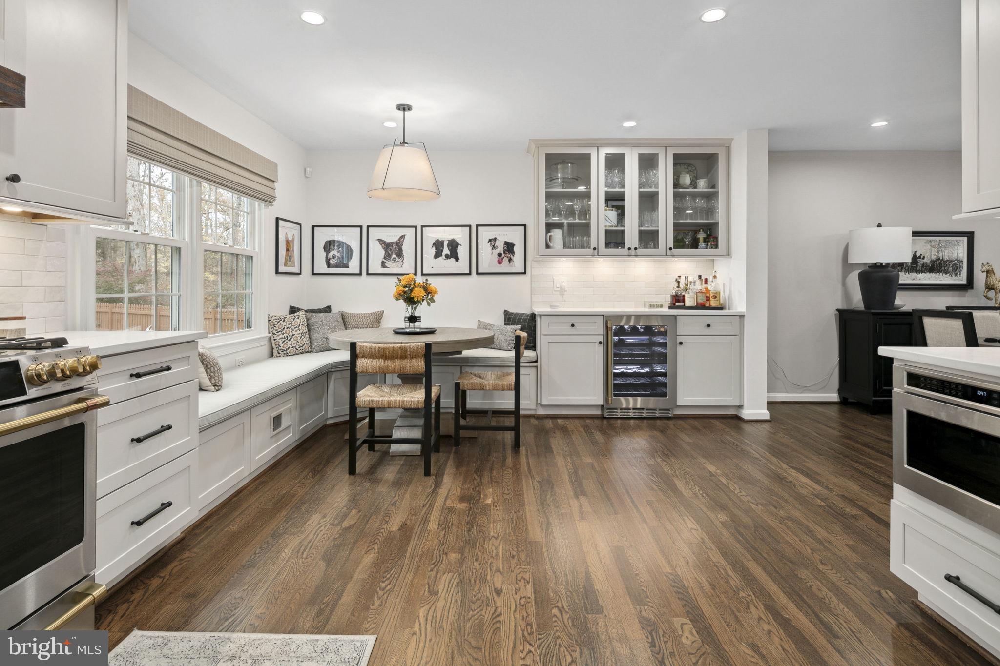 RIVERWOOD - Residential