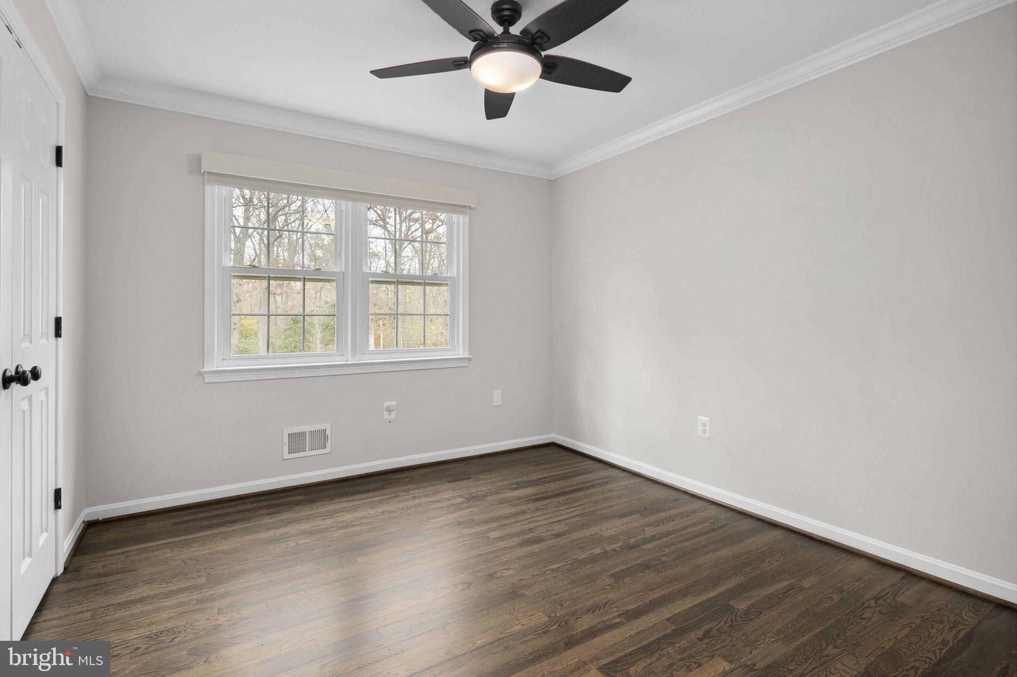 RIVERWOOD - Residential