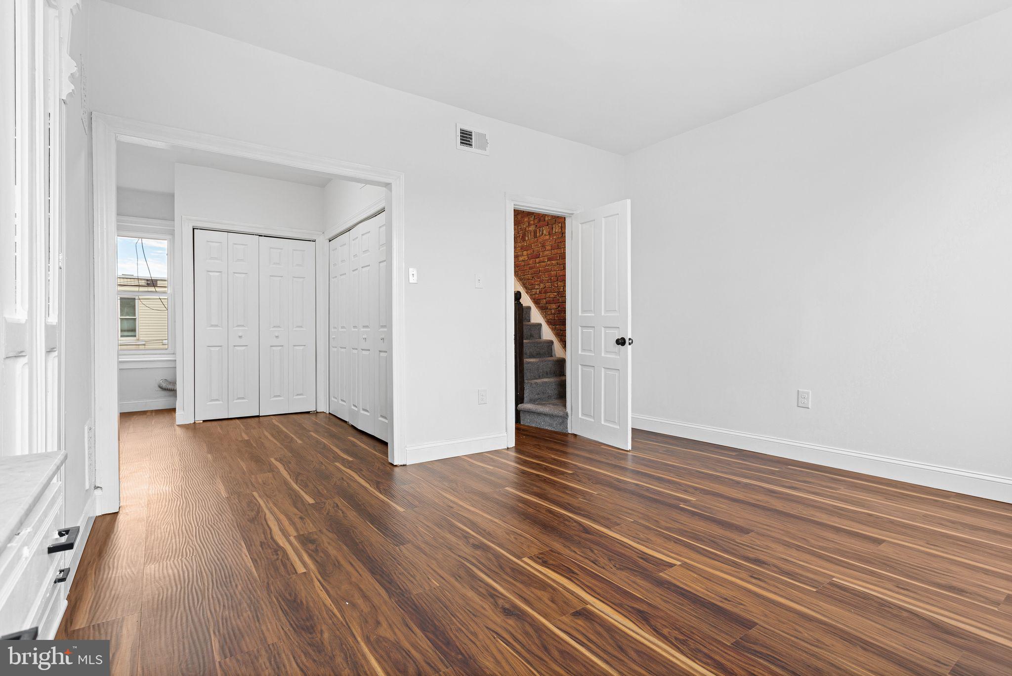 FAIRMOUNT - Residential