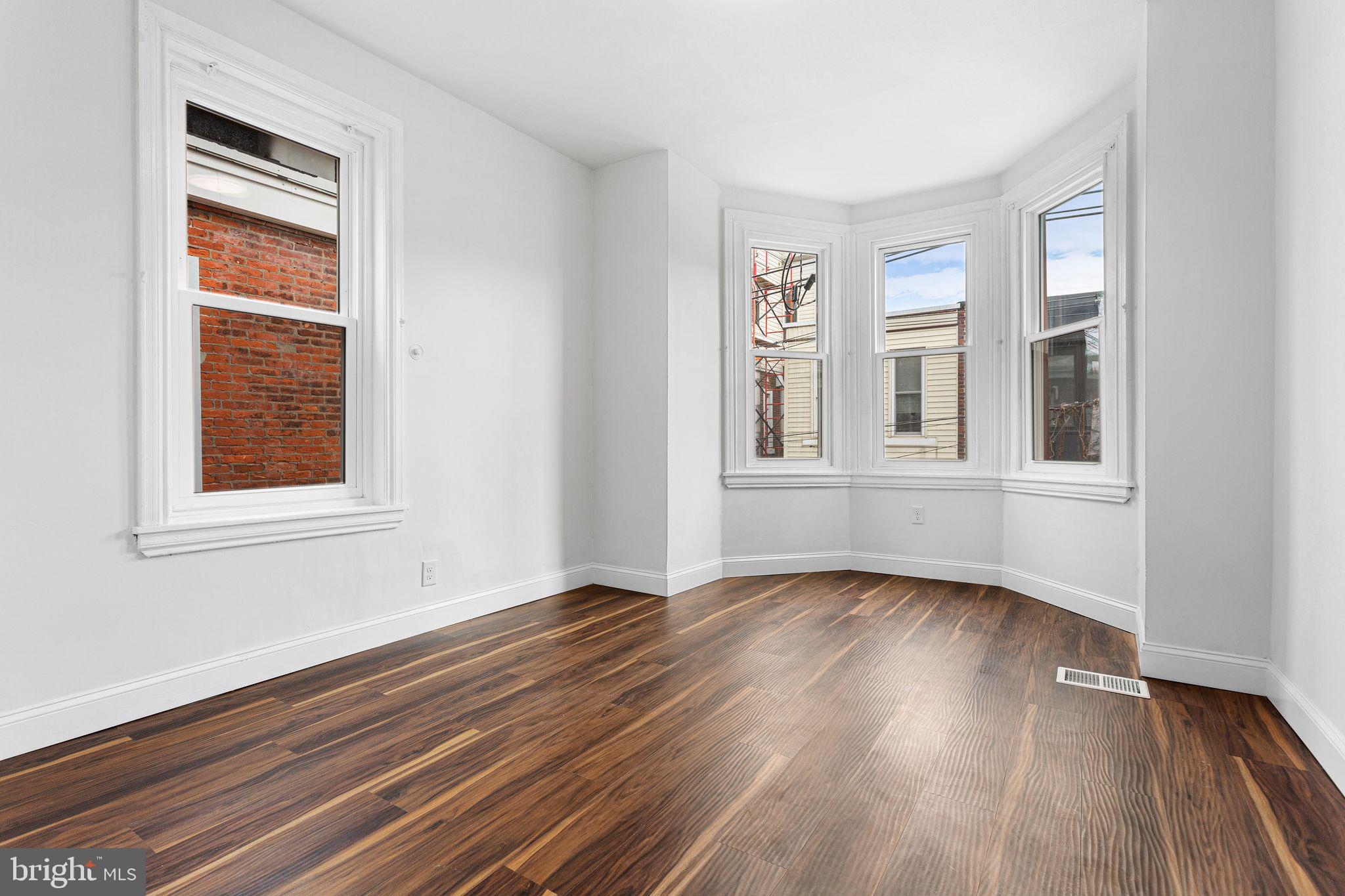 FAIRMOUNT - Residential