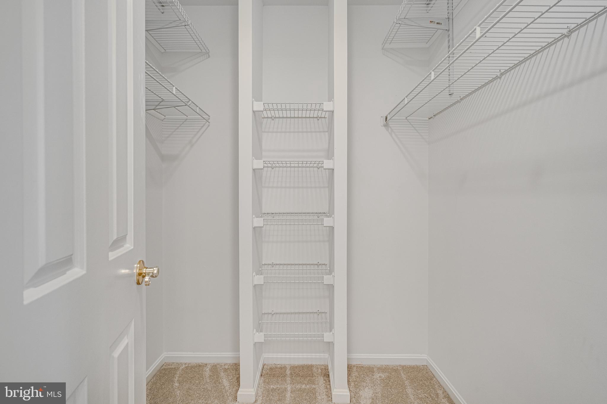 ASHFORD - Residential