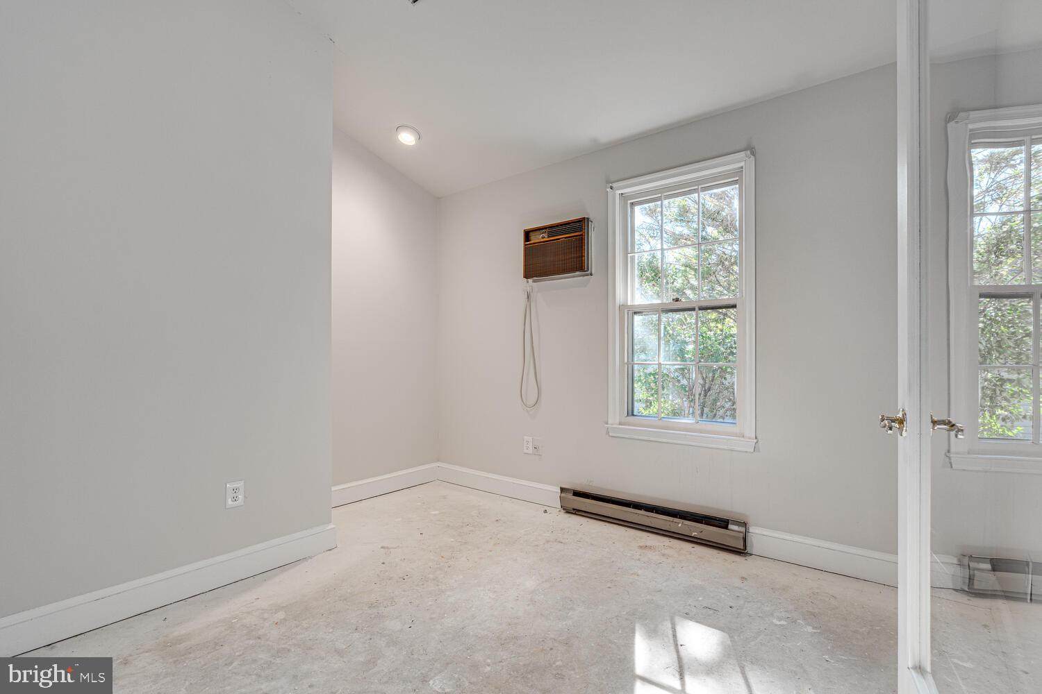 ASHFORD - Residential