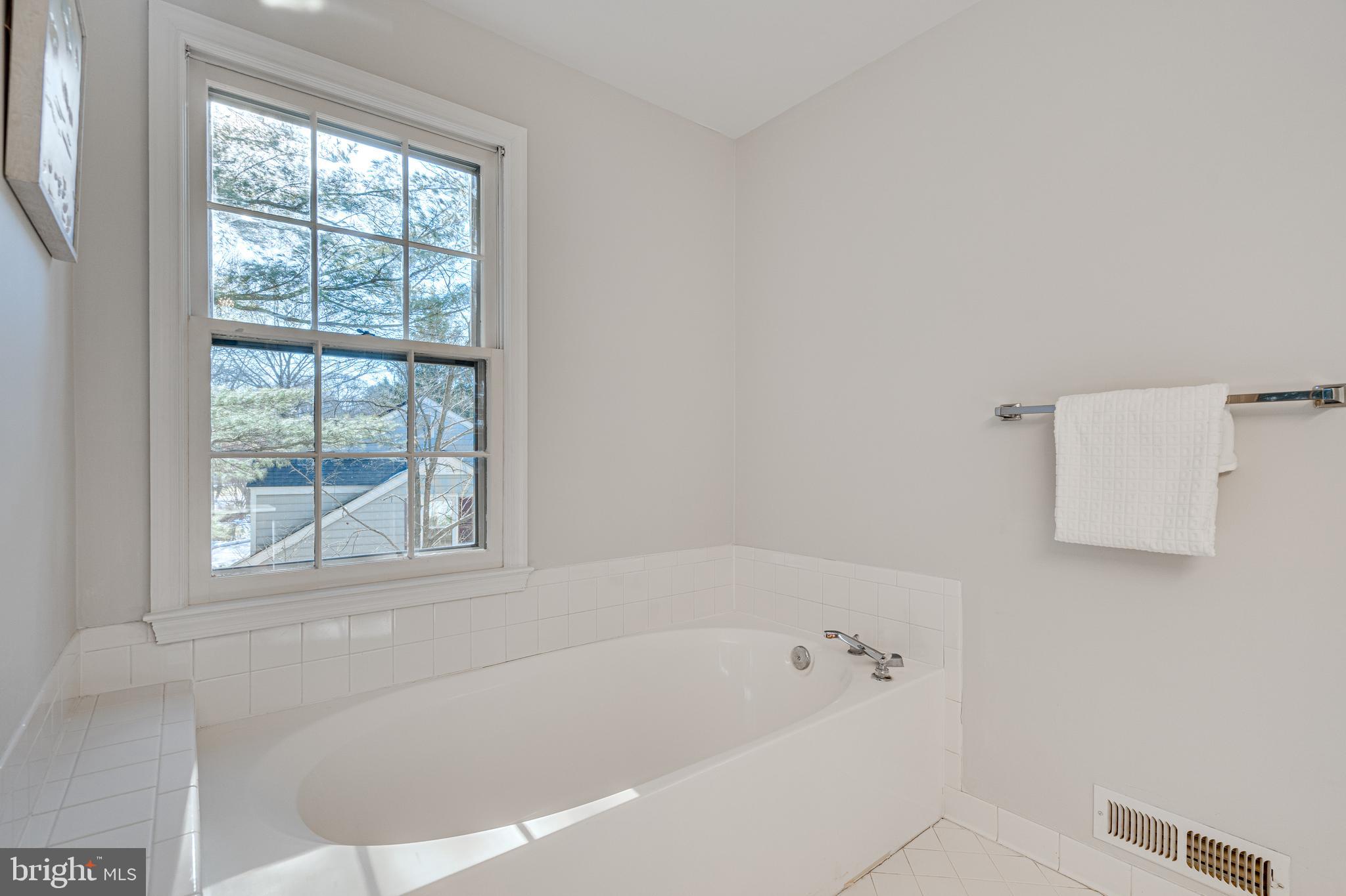 ASHFORD - Residential