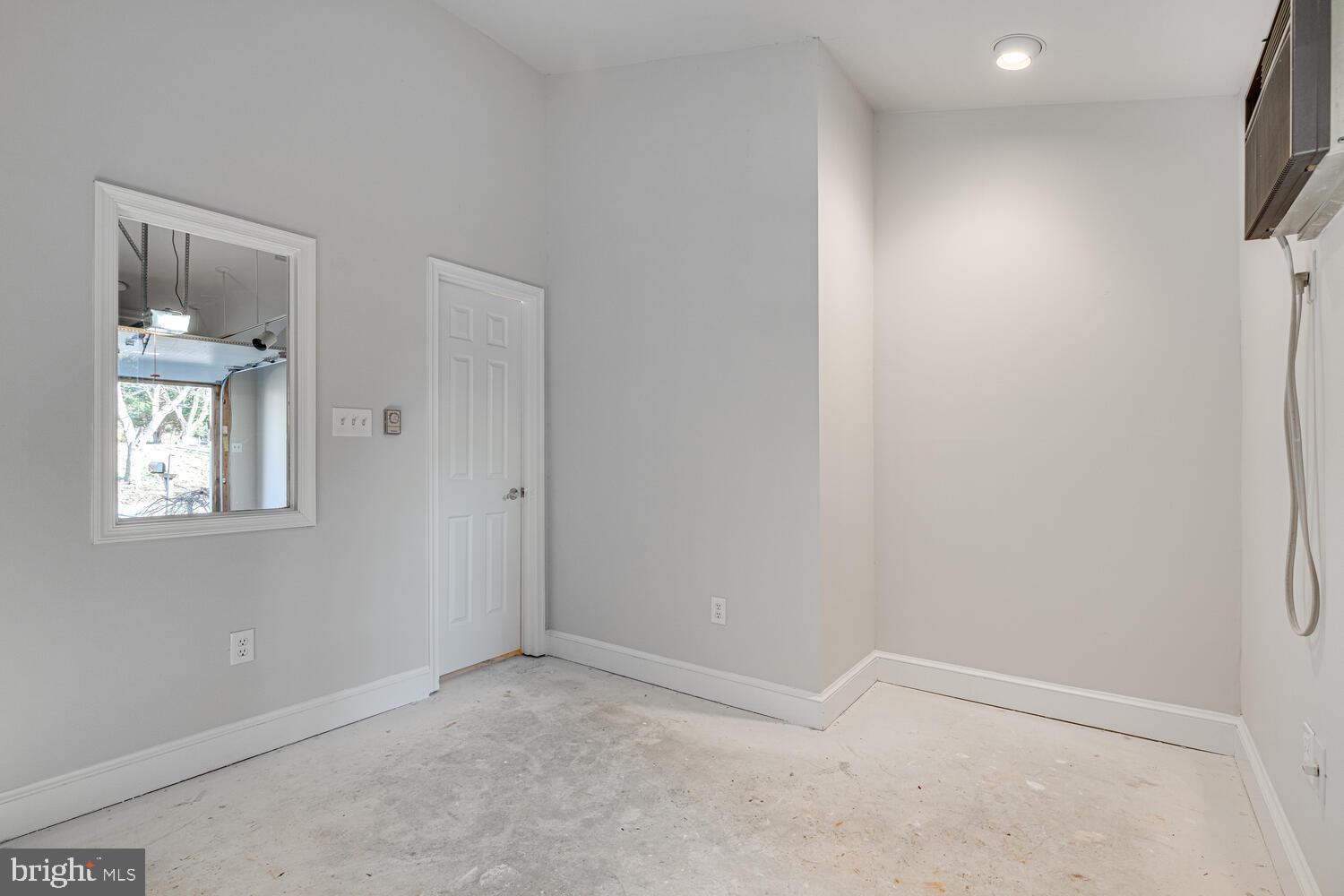 ASHFORD - Residential