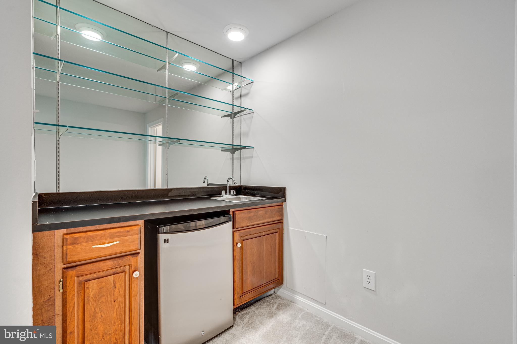 ASHFORD - Residential