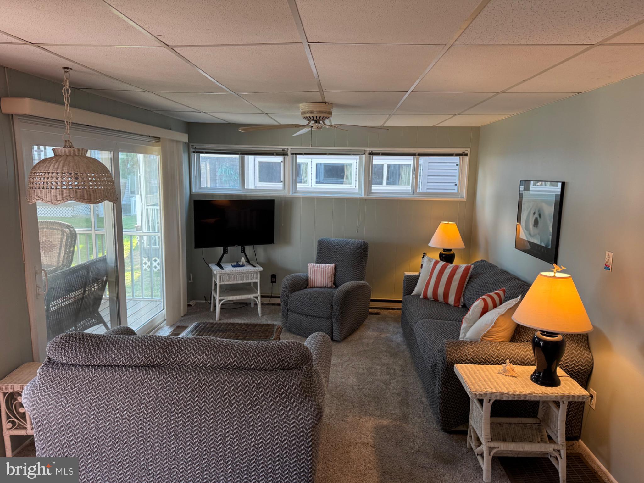 25 COLLINS AVENUE 3A