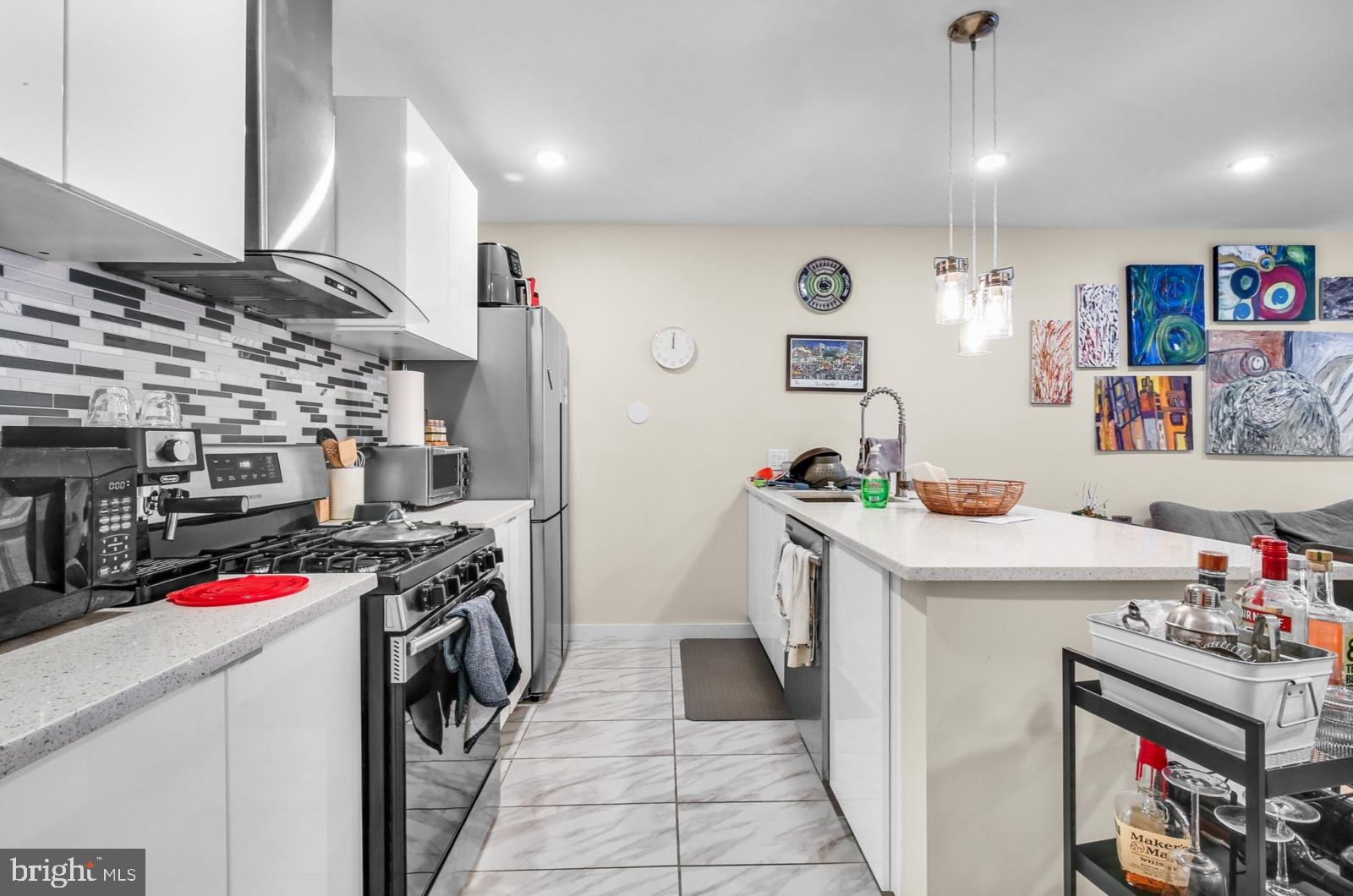 FRANCISVILLE - Residential Lease