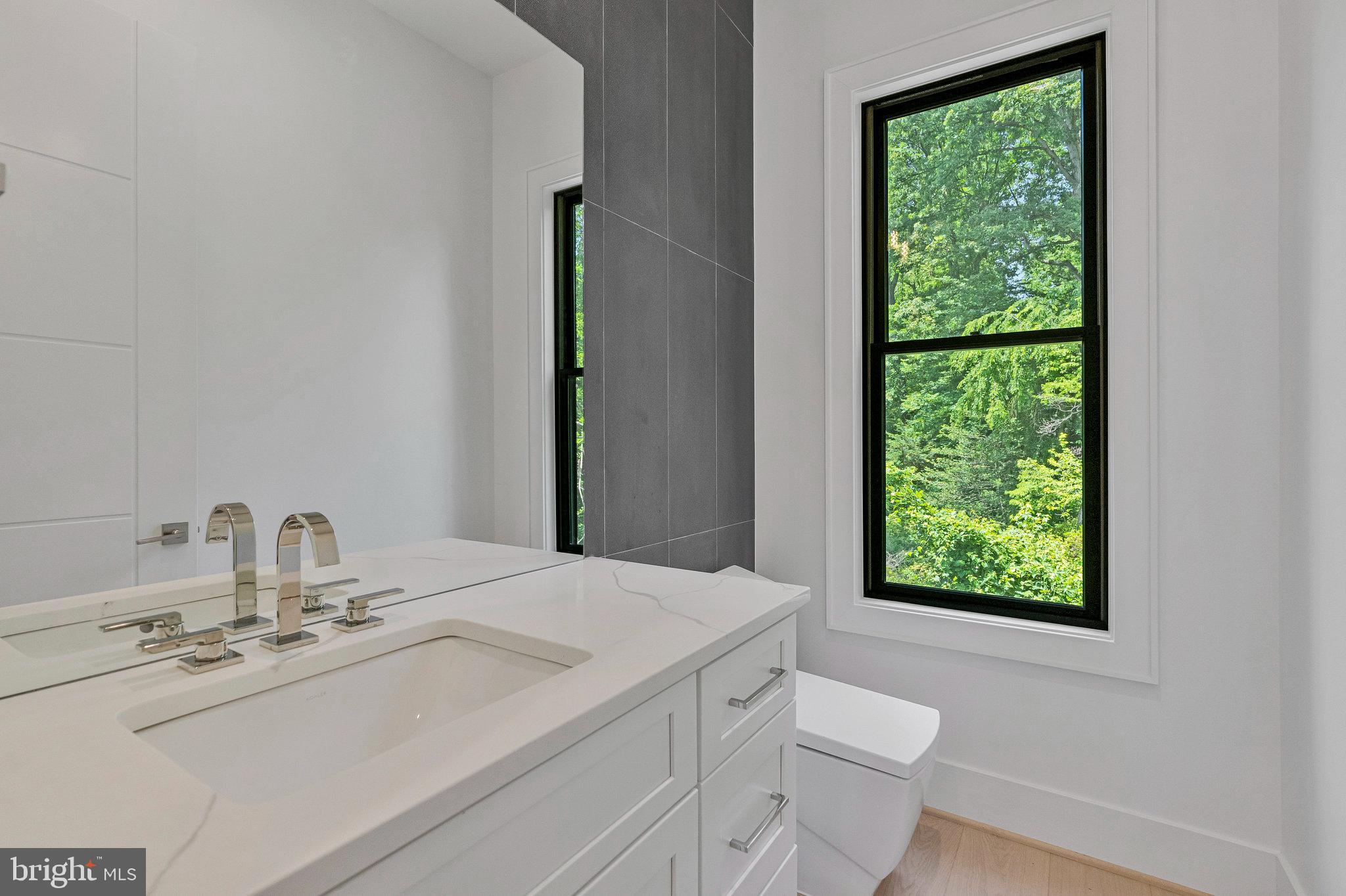 SALONA VILLAGE - Residential