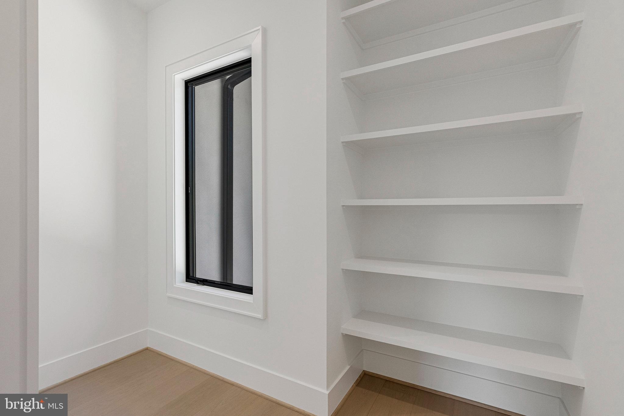 SALONA VILLAGE - Residential