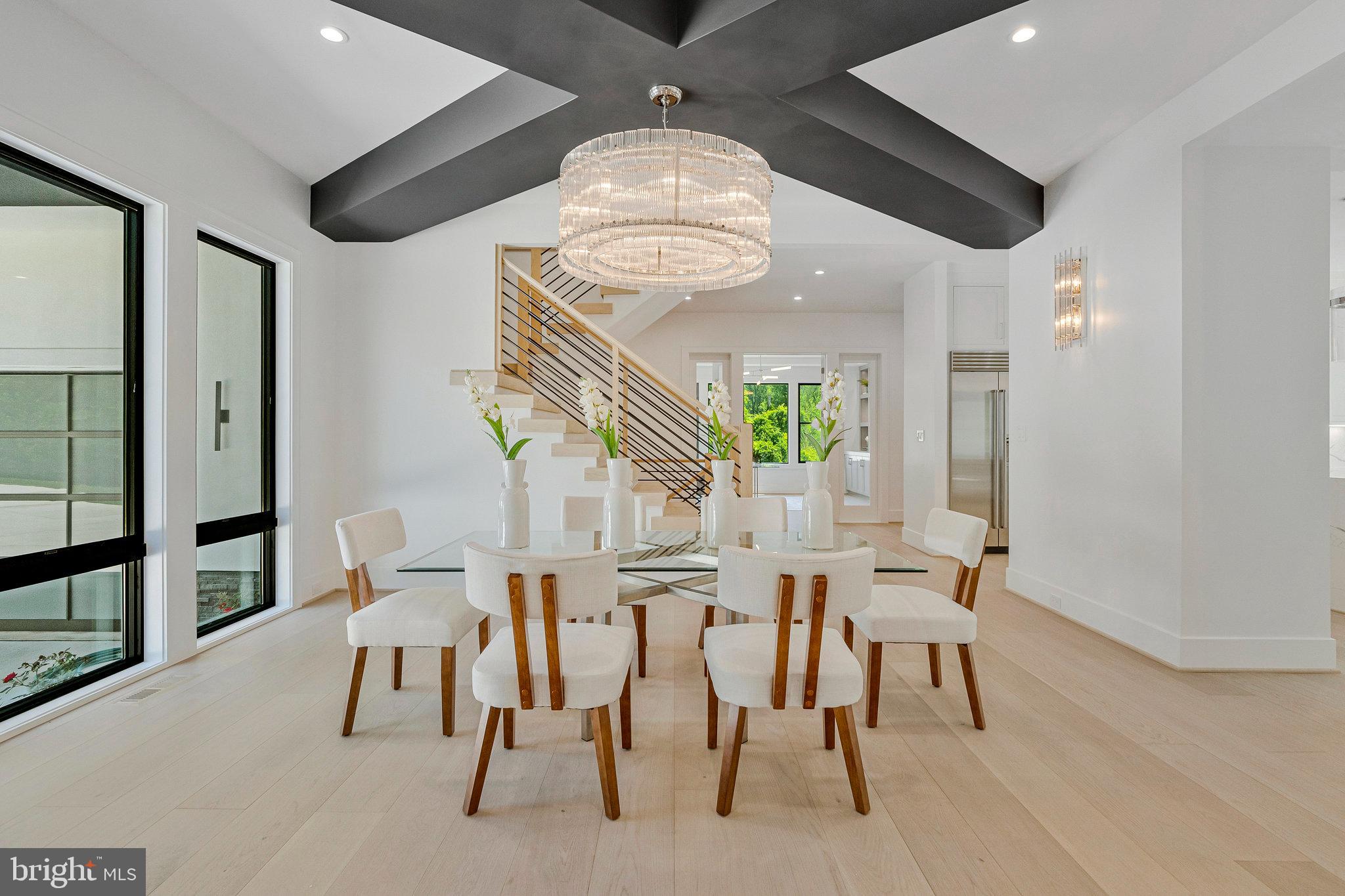 SALONA VILLAGE - Residential