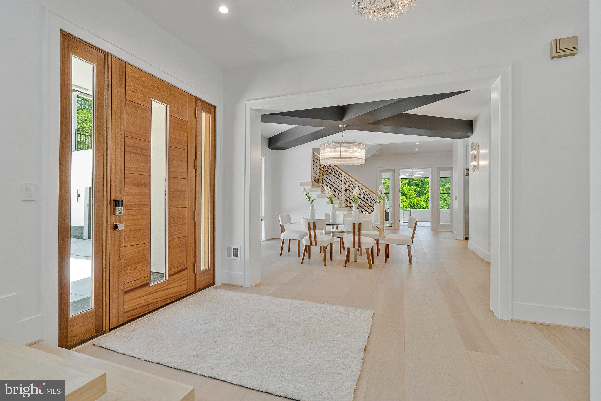 SALONA VILLAGE - Residential