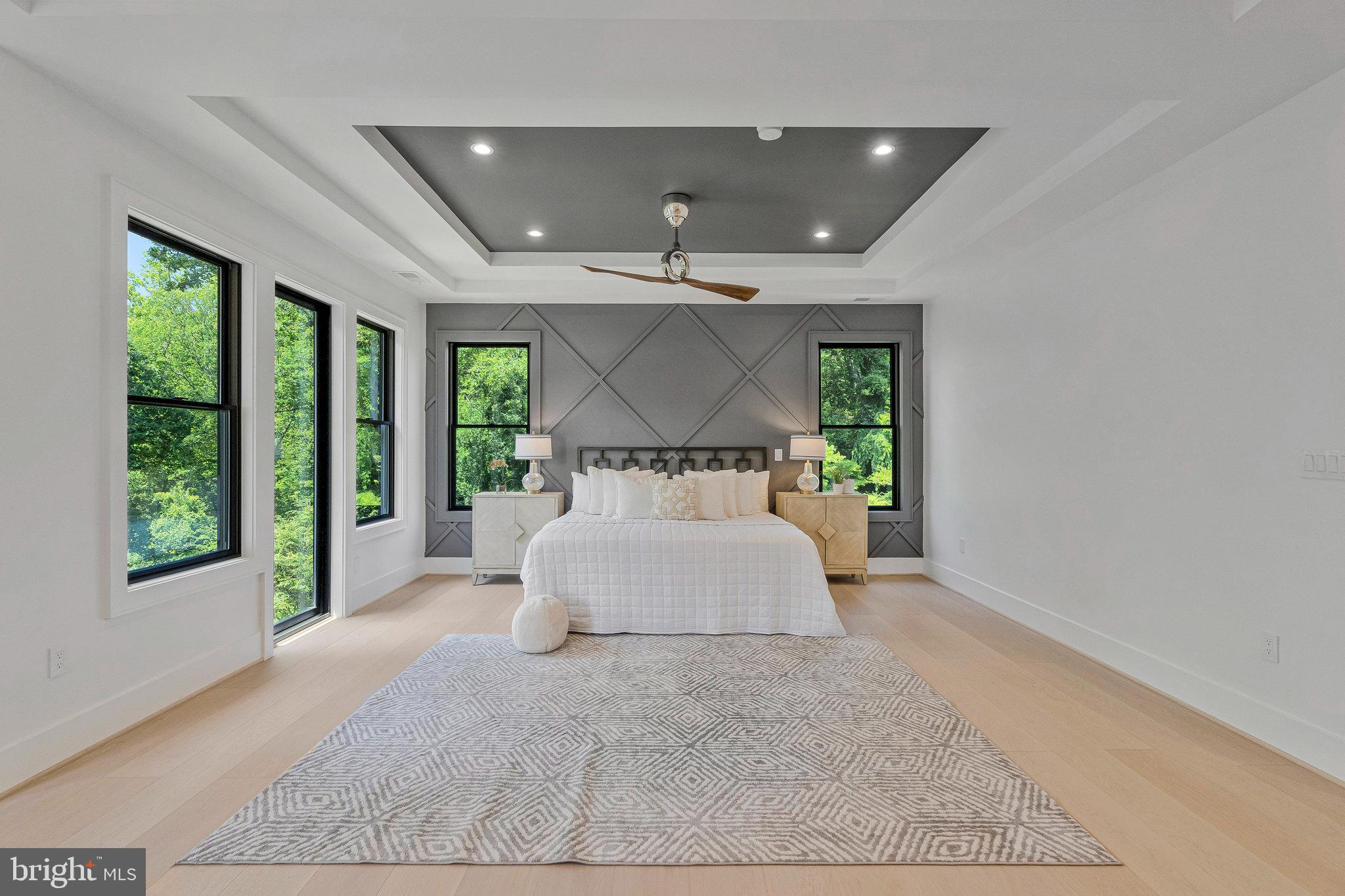 SALONA VILLAGE - Residential