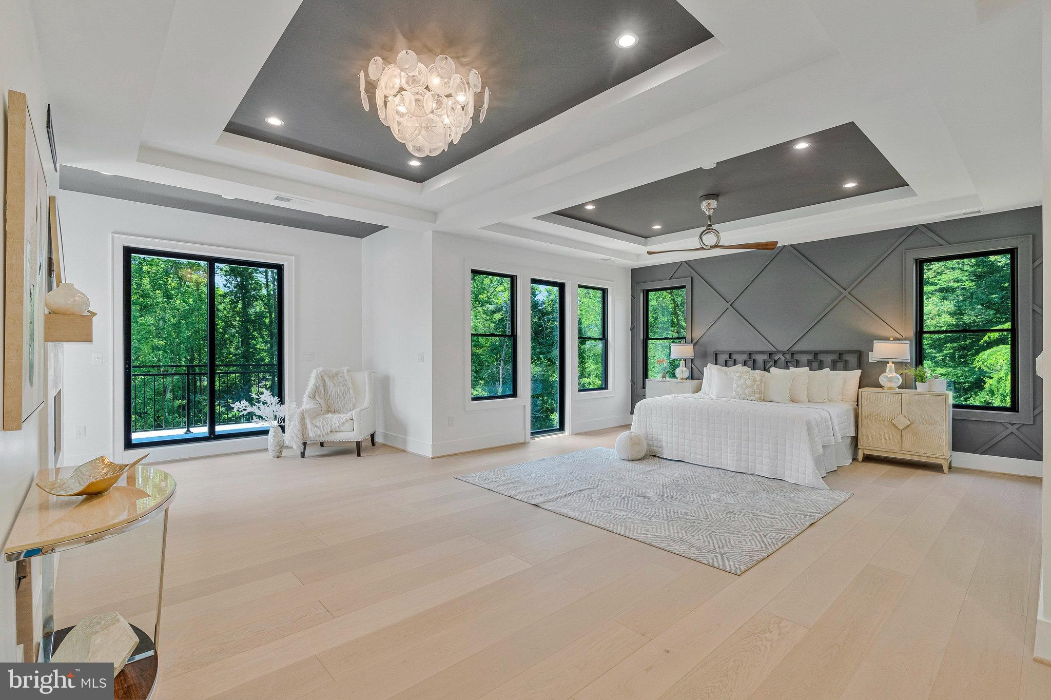 SALONA VILLAGE - Residential