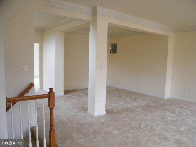 FARMWELL HUNT - Residential Lease