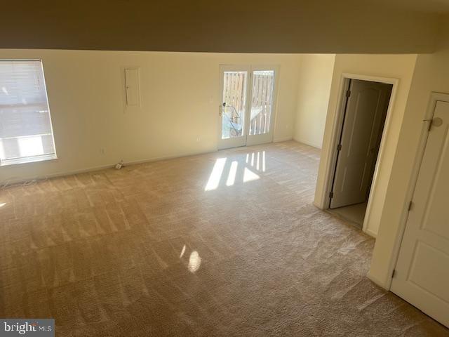 FARMWELL HUNT - Residential Lease