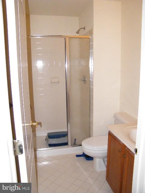 FARMWELL HUNT - Residential Lease