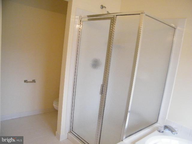 FARMWELL HUNT - Residential Lease