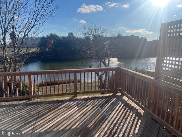 FARMWELL HUNT - Residential Lease