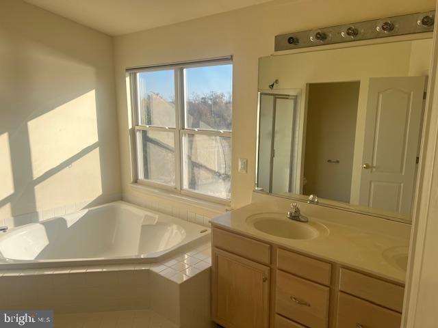 FARMWELL HUNT - Residential Lease