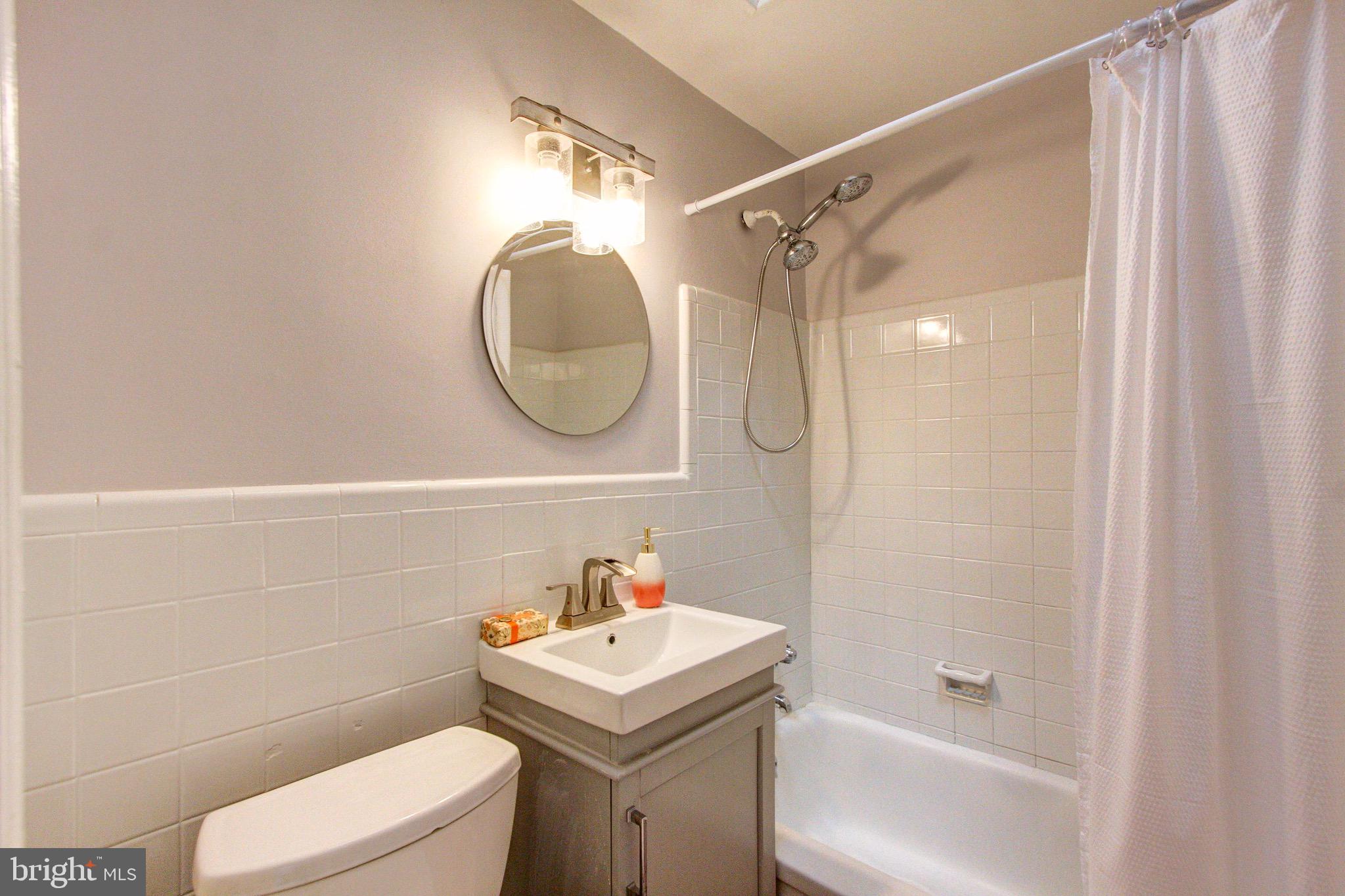 MAYFAIR - Residential