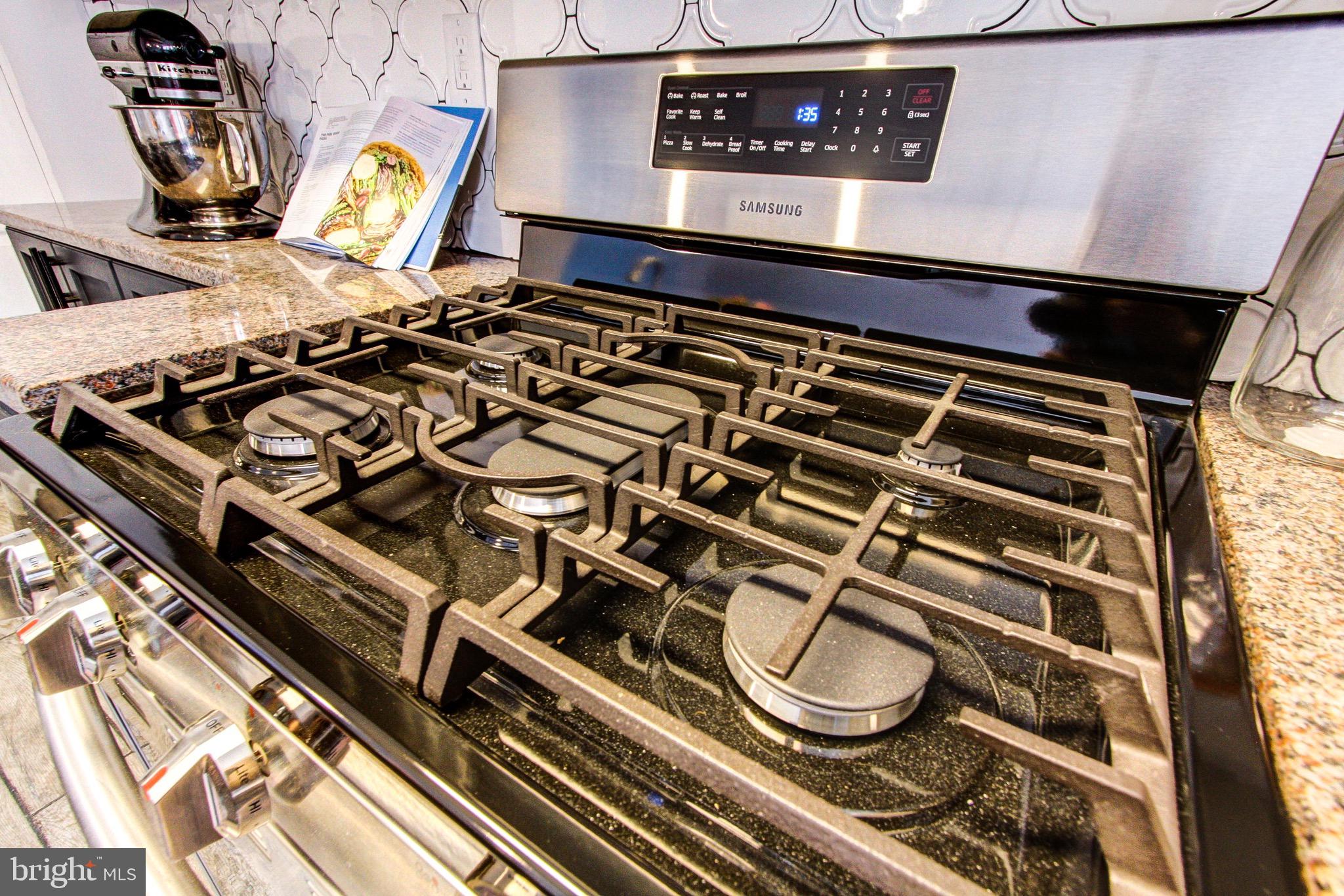 MAYFAIR - Residential