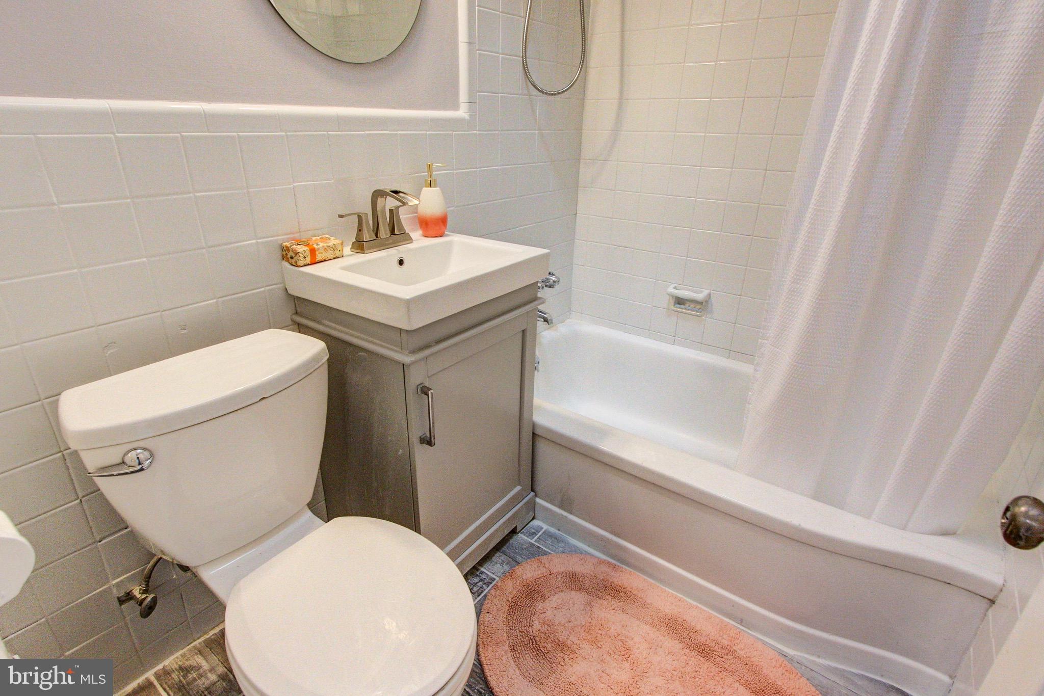 MAYFAIR - Residential