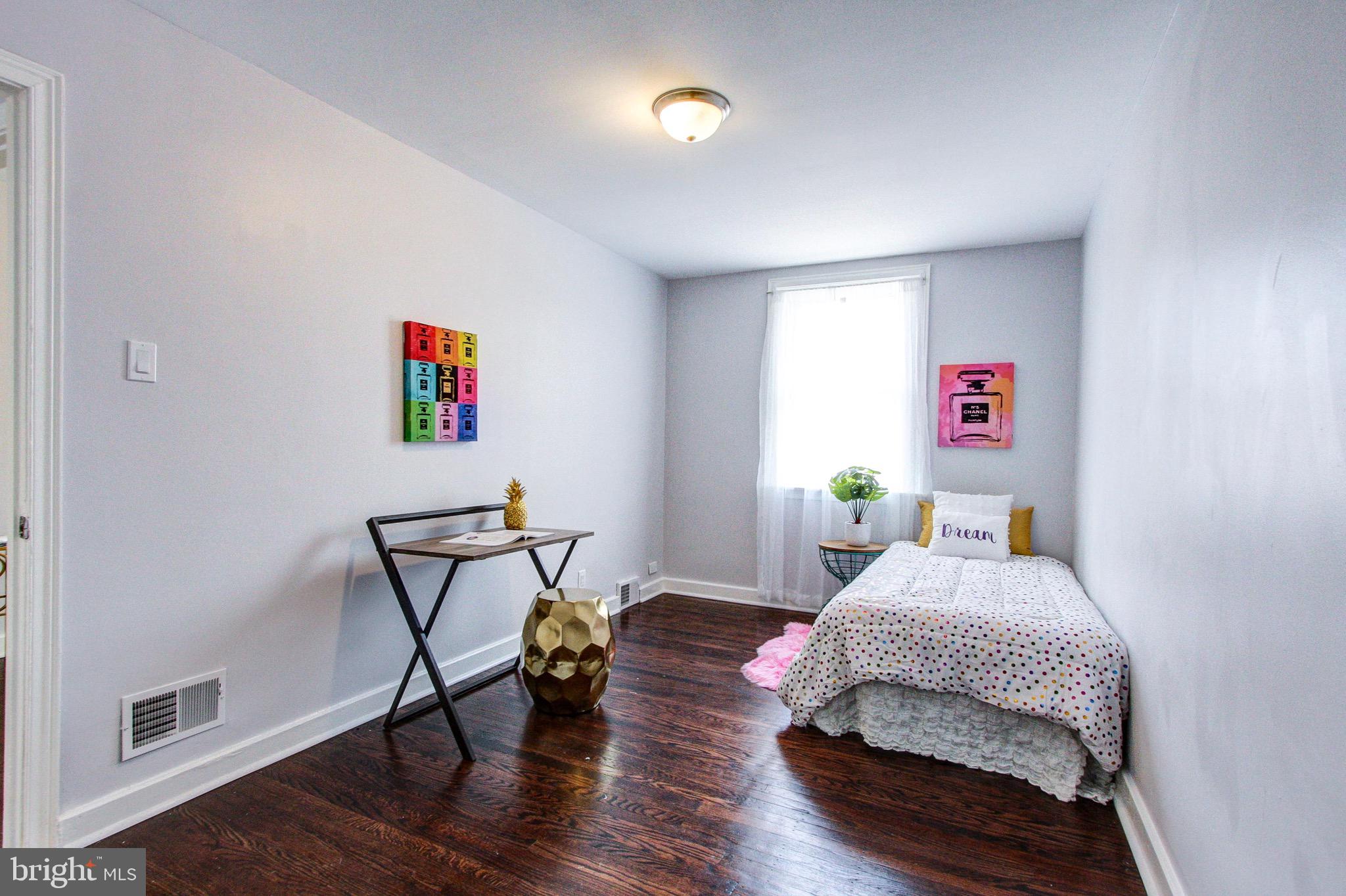 MAYFAIR - Residential