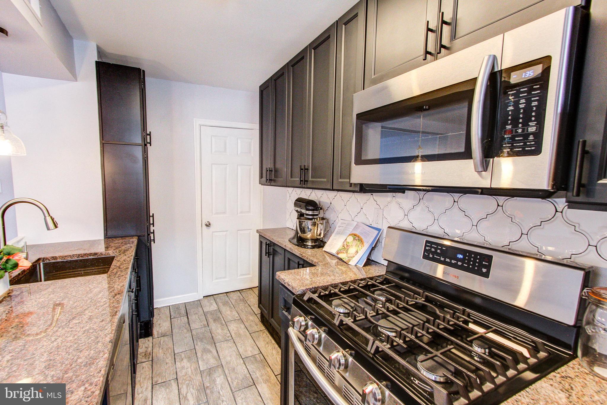 MAYFAIR - Residential