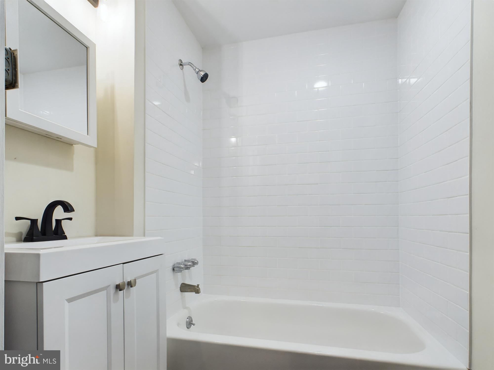 OLD CITY - Residential Lease