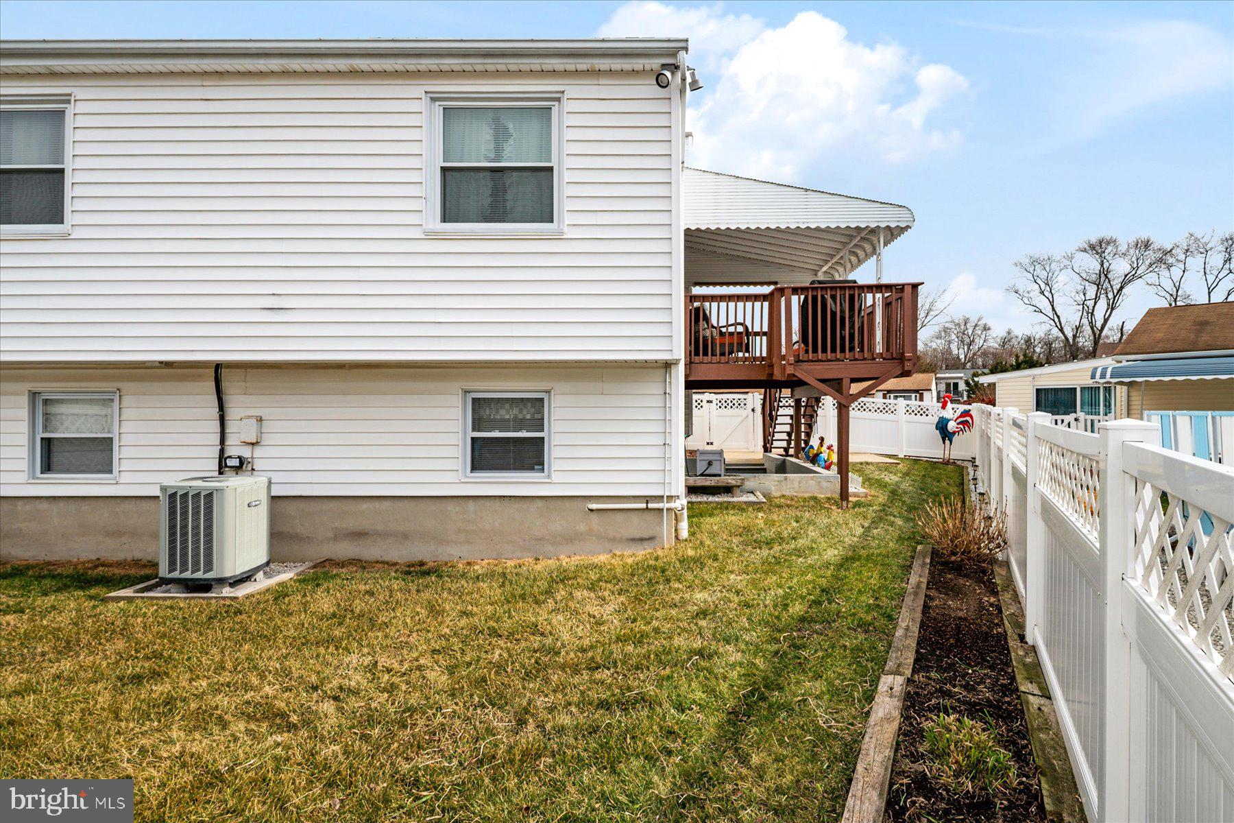 QUEENS PARK - Residential