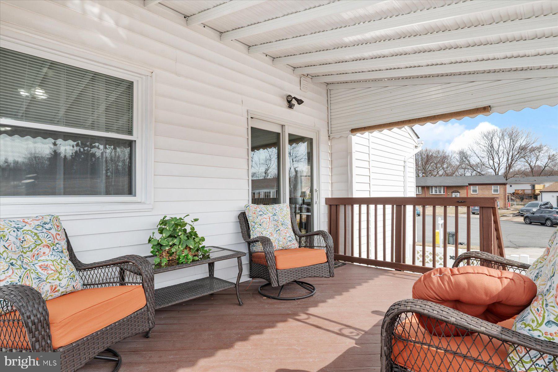 QUEENS PARK - Residential